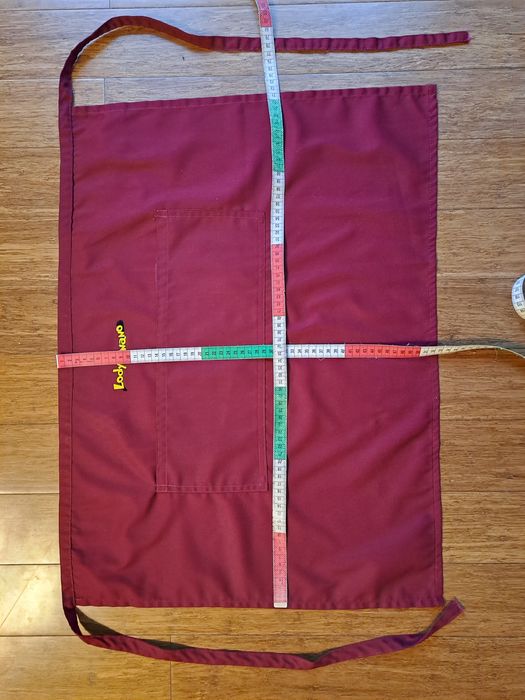 Fartuszek zapaska z nadrukiem i kieszonką