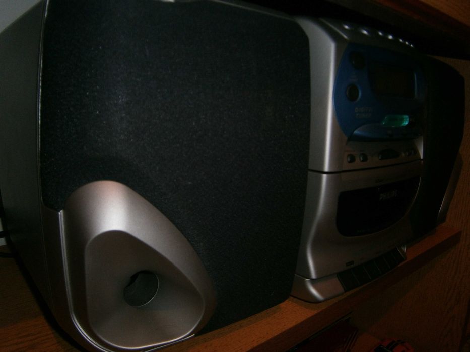 Wieża Philips CD model AZ 2407
