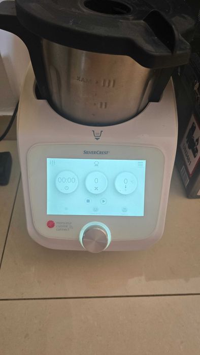 Robot kuchenny SilverCrest Monsieur Cuisine Connect | Sprawny + Akcesoria