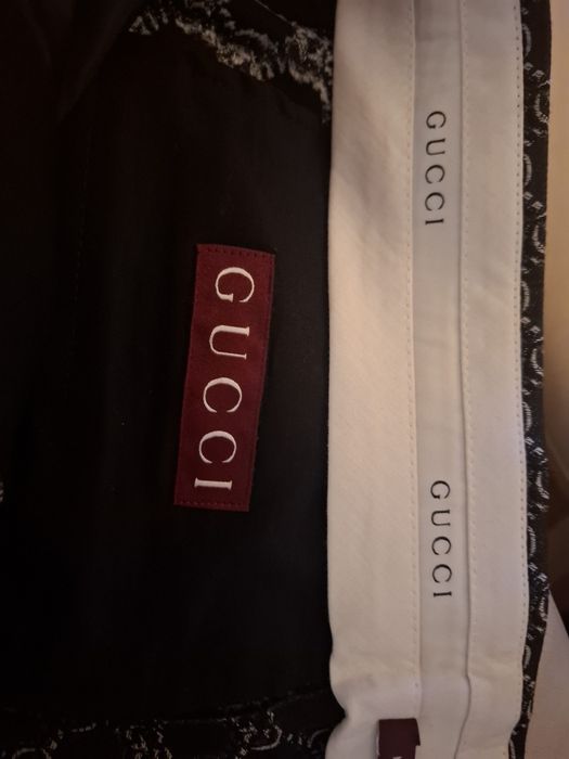 Calças originais de marca gucci