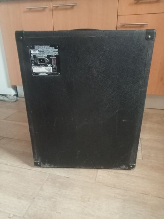 Amplificador Baixo Peavey Max115 EB-230 75W