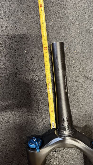 FOX 36 Rhythm GRIP, 29”, Boost 110×15 mm, skok 150 mm, sterówka tapered.