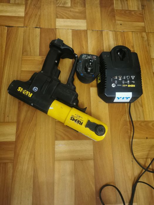 Zaciskarka Akumulatorowa prasa REMS Mini-Press