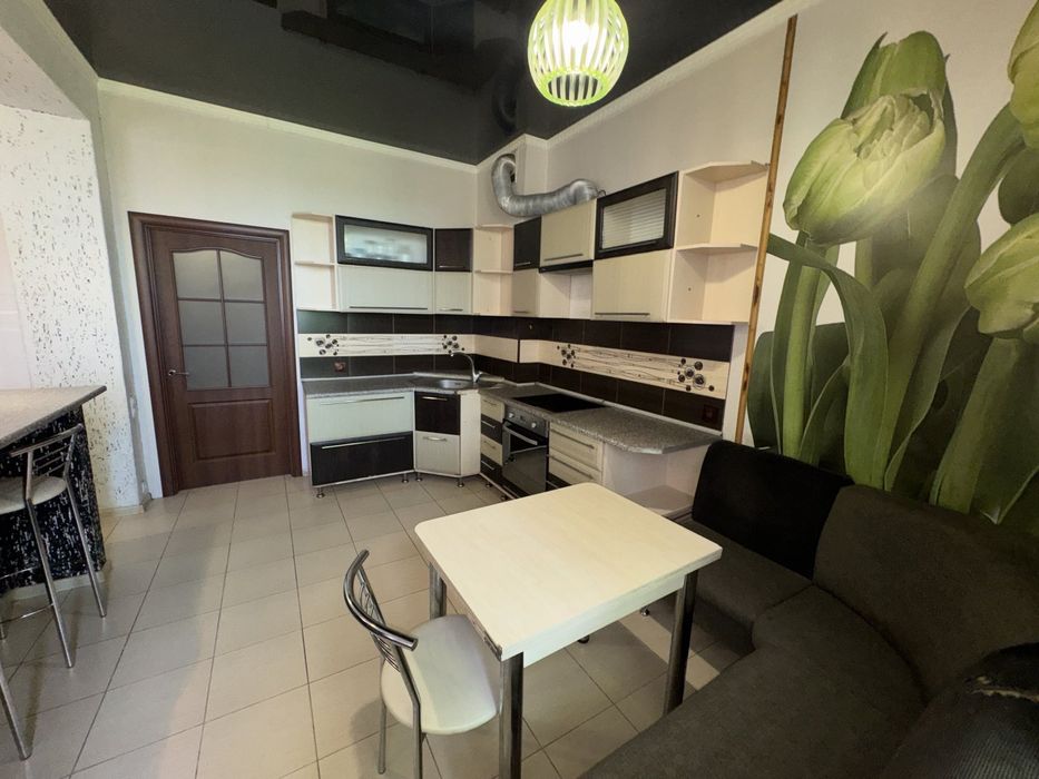 Продам квартиру  на Грушевского