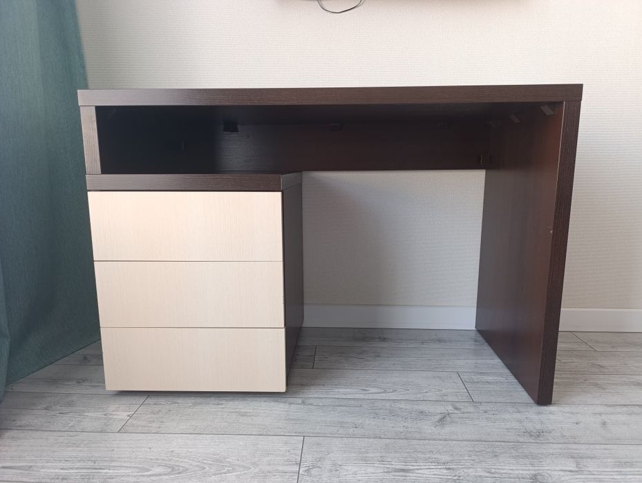 Продам письмовий, компюторний стіл