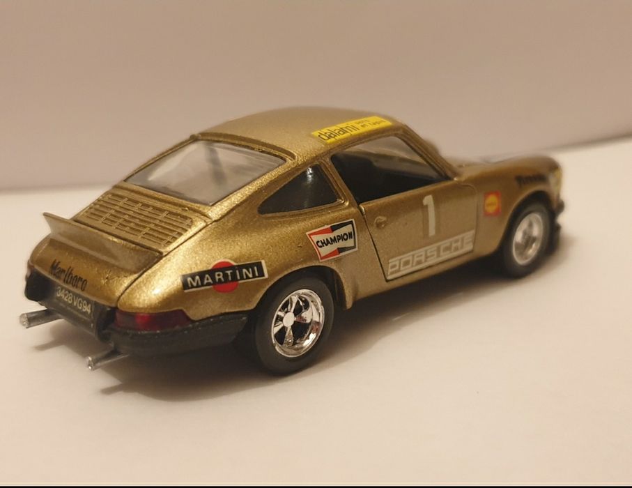 Solido Porsche Carrera RS 1/43 politoys bburago corgi