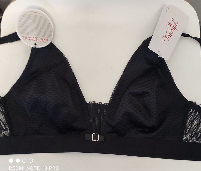 Biustonosz Triumph rozm.70C.    0416