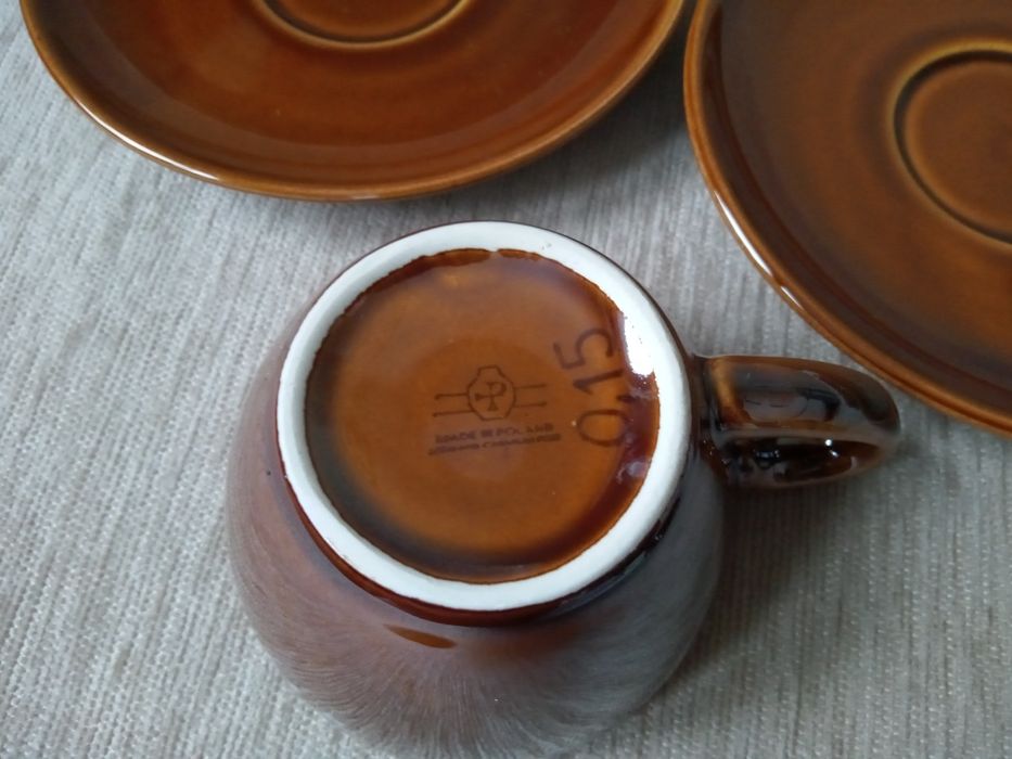 Komplet 5 filiżanek i spodeczkow z porcelitu