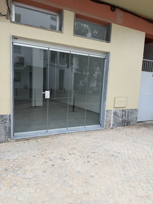 Loja Quarteira comercio e servicos