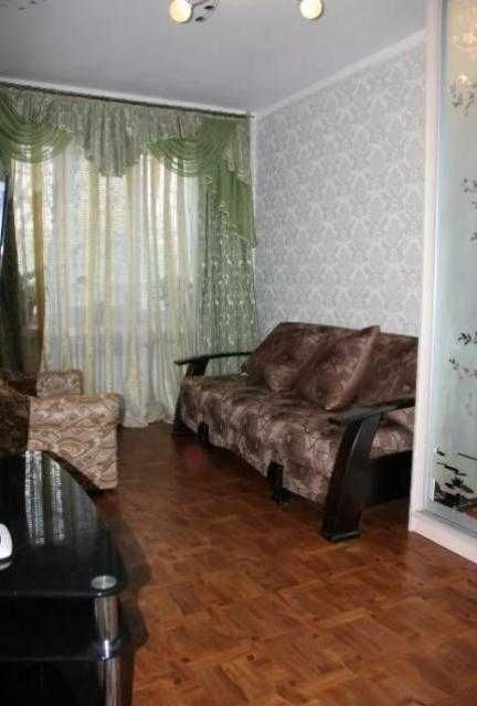 Продам 1к.кв. капремонт, Основа.