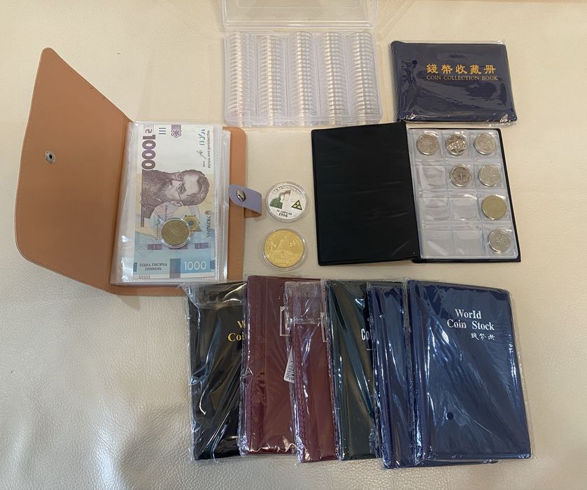 Альбом для монет і купюр 60 / 120 комірок 3х3 / 5.2 х 5.2 см.