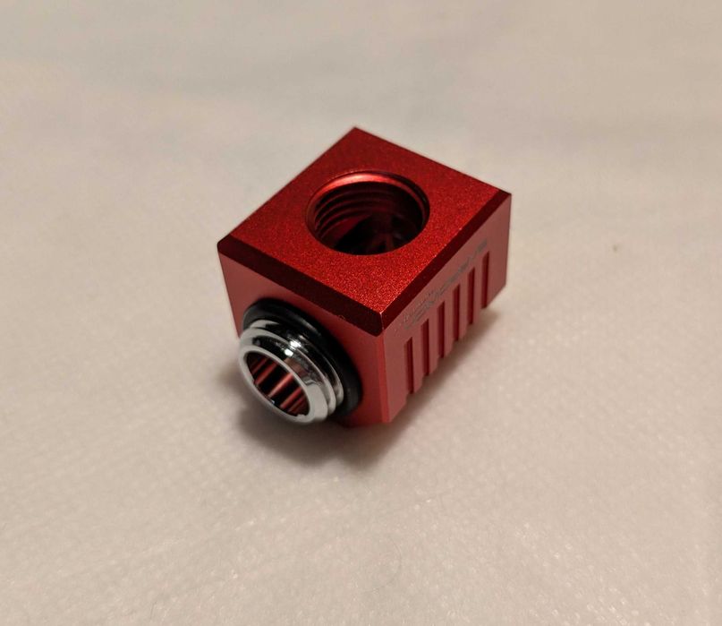 Barrow nisko profilowy adapter 90 (Czerwony)