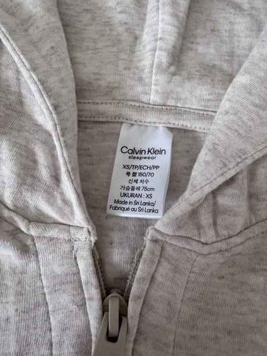 Оригінальний жіночий костюм Calvin Klein