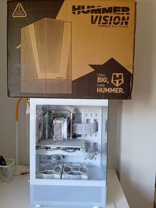 PC Gaming White Edition – 10 Cores / 20 Threads | RX 580 8GB | 16GB RAM | SSD 480GB