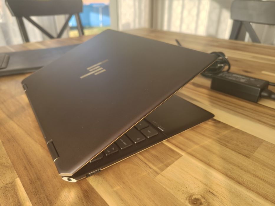 HP Spectre x360 2-in-1 i7-1355u/16gb/512gb/GARANTIA
