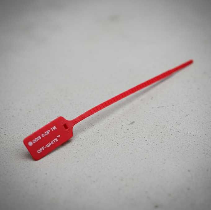 Lacre Off-White™ Zip Tie Original - NOVO (300mm / 11.8")