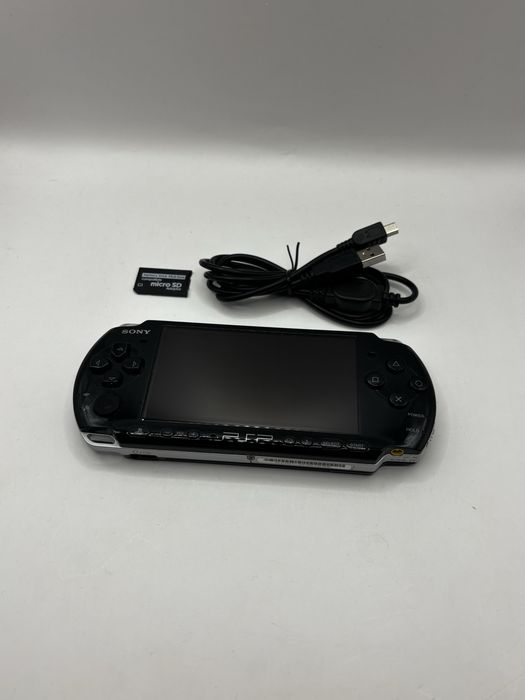 czarna konsola PSP 3000 slim + adapter + kabel stan DOBRY