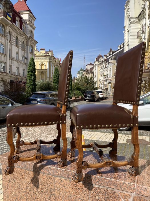 Кресло стул антиквариат кожаное шкіра век