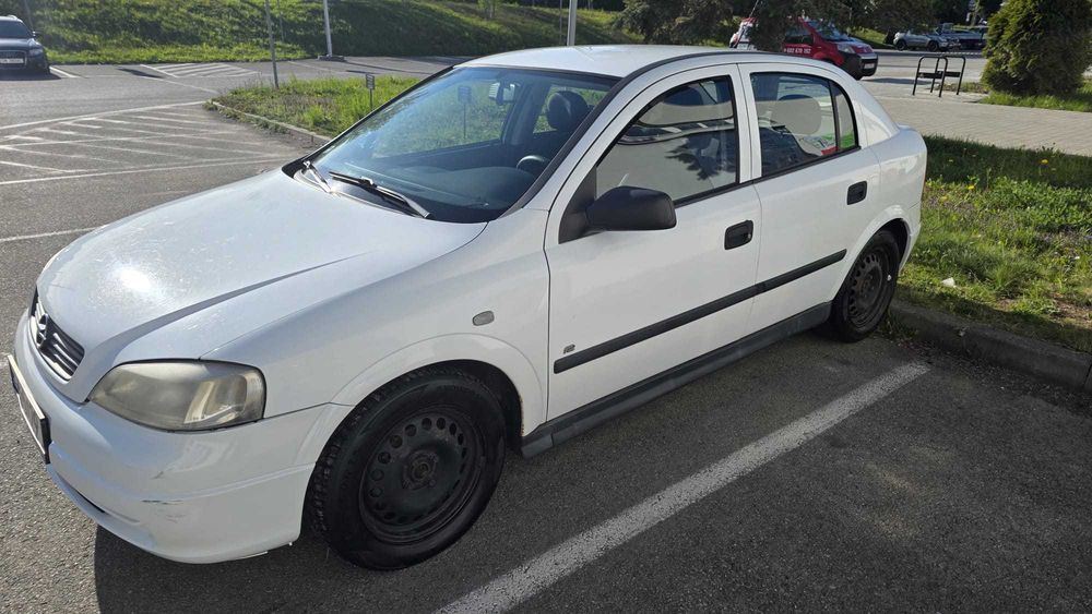 Opel Astra G 1.6 Auto na LATO(A) Klasyk-Okazja dla tych, co sami lubią trochę "dłubać"
