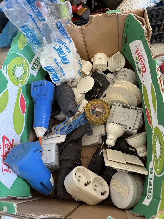 Vario material para instalações eletricas