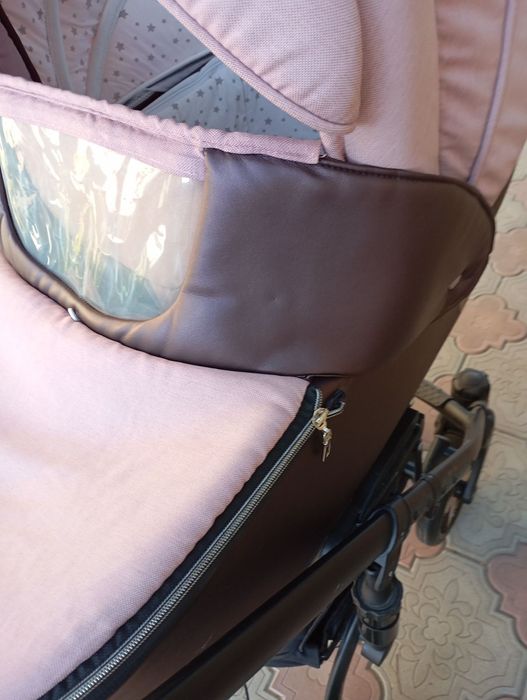 Продам коляску 2в 1.від 0-4 років