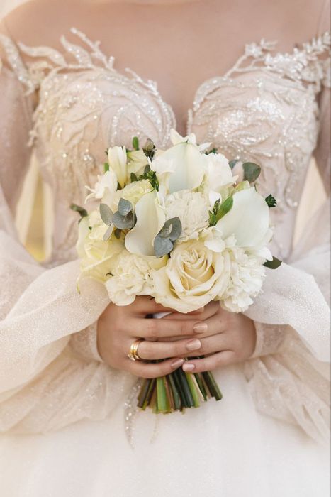 Продам весільну сукню