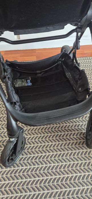 Carrinho chicco one4ever + Snuggle pod + adaptadores ovo