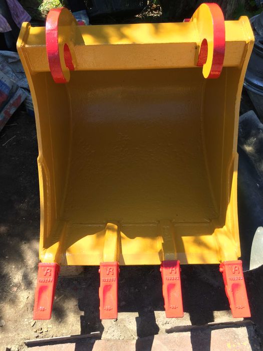 sprzedam  adapter szybkozlacze  z wahadlem     do  koparki  verachtert