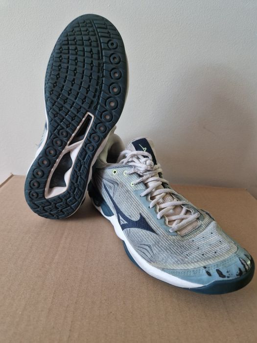 Buty Mizuno Wave Luminous 2 rozmiar 41