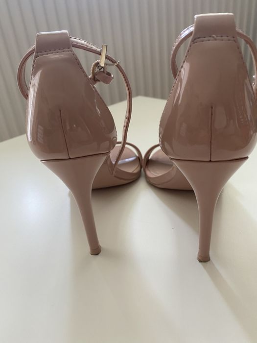 samdały damskie ALDO roz. 35 nude, ciesliste