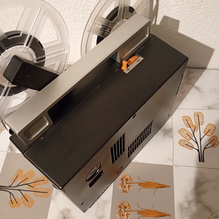 projektor filmowy super 8 mm i 8mm Neckermann Exclusiv HLD 6000 ton,