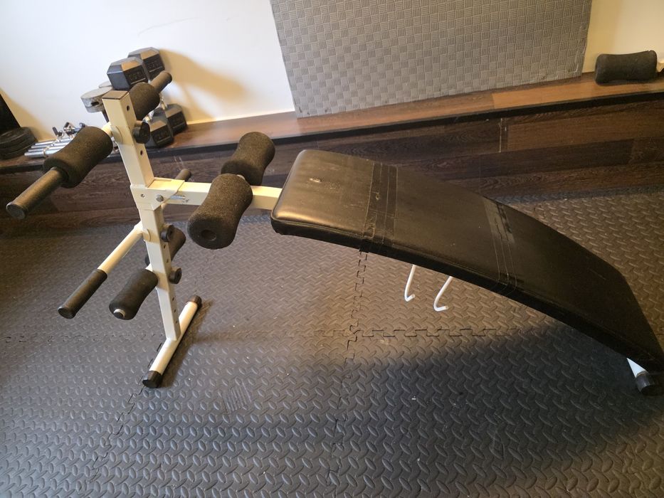 Ławeczka,ławka do brzuszków