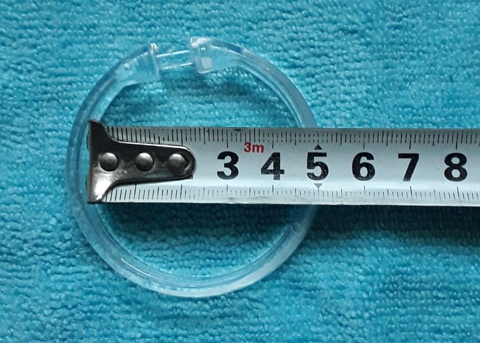 Conjunto 12 Argolas em acrílico para varão cortinado, novas!