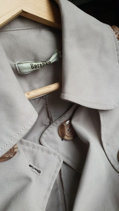 Trencz Bershka rozm. S