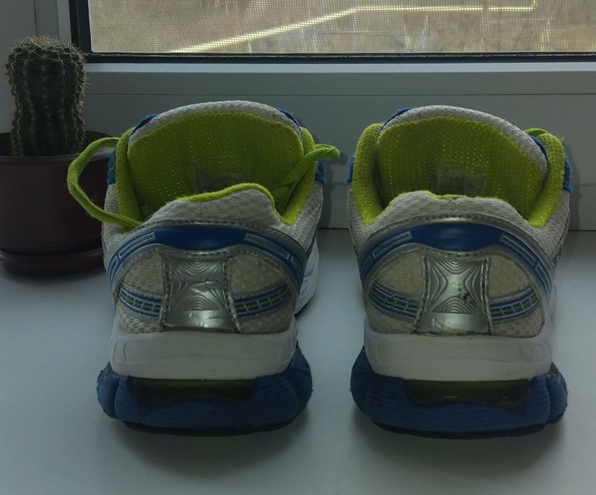 Кроссовки на мальчика