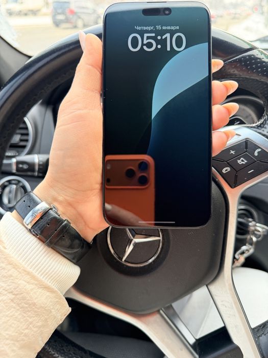 iPhone 15 Pro Max, 256 ГБ, состояние нового на подарок .