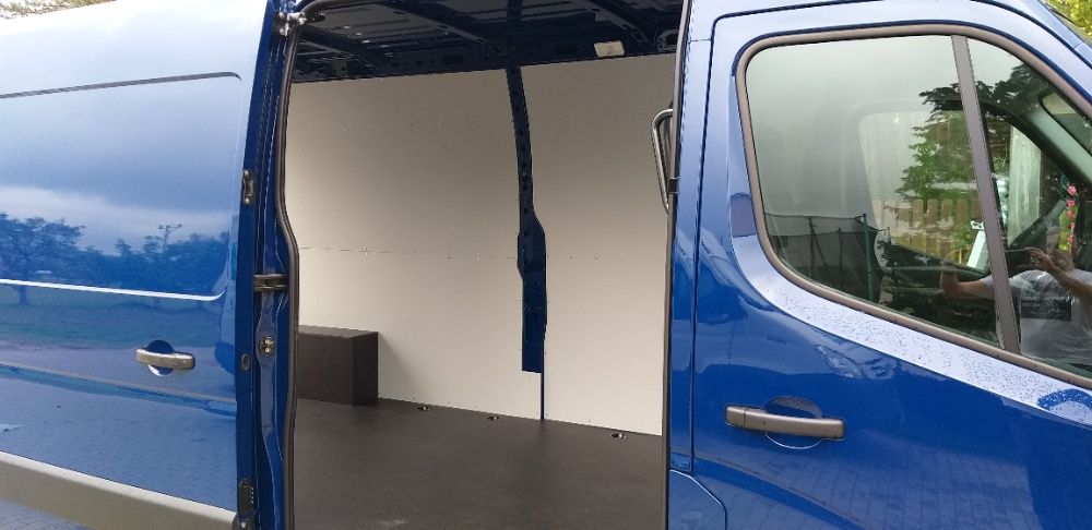 Zabudowa paki furgon, zabudowa busa -Renault Master + MONTAŻ