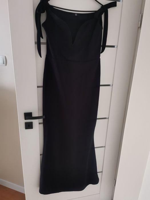Missquided nowa czarna elegancka suknia wieczorowa rozm 46