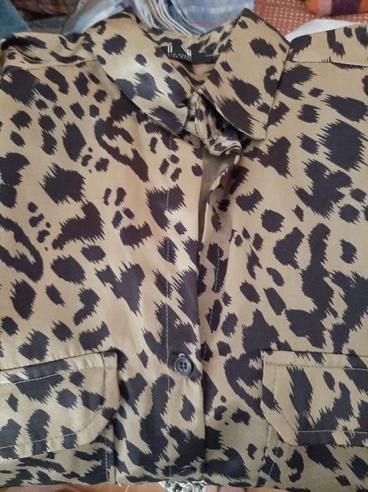 Camiseiro Tigress Linu+Colares/Lenços de pano