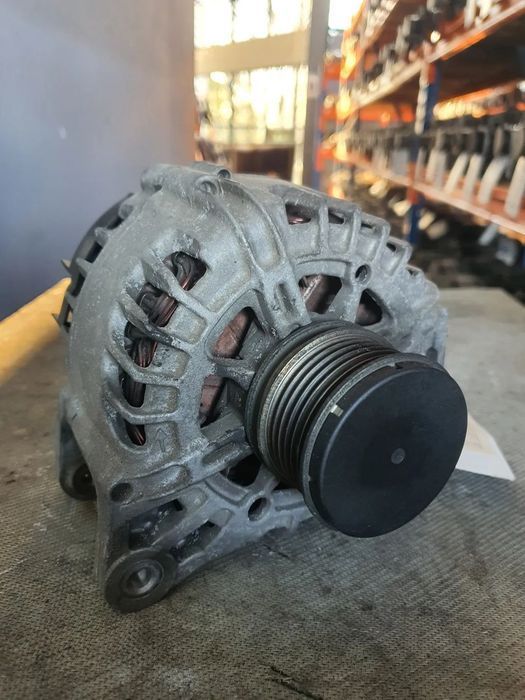 ALTERNADOR RENAULT/ 231001318R