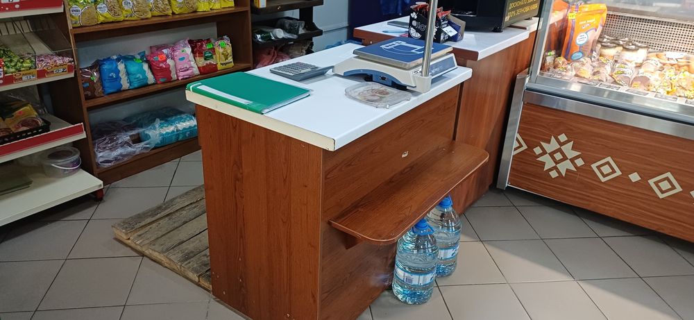 Меблі для магазину торгове обладнання