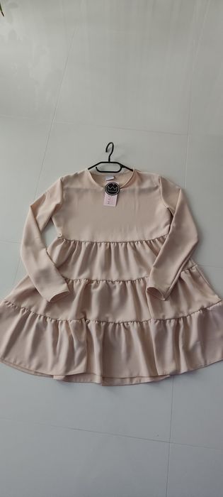 Trapezowa sukienka oversize . KoNowa