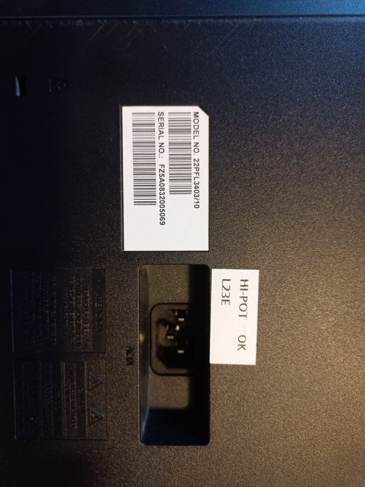 Telewizor Philips 22 całe model PFL3403