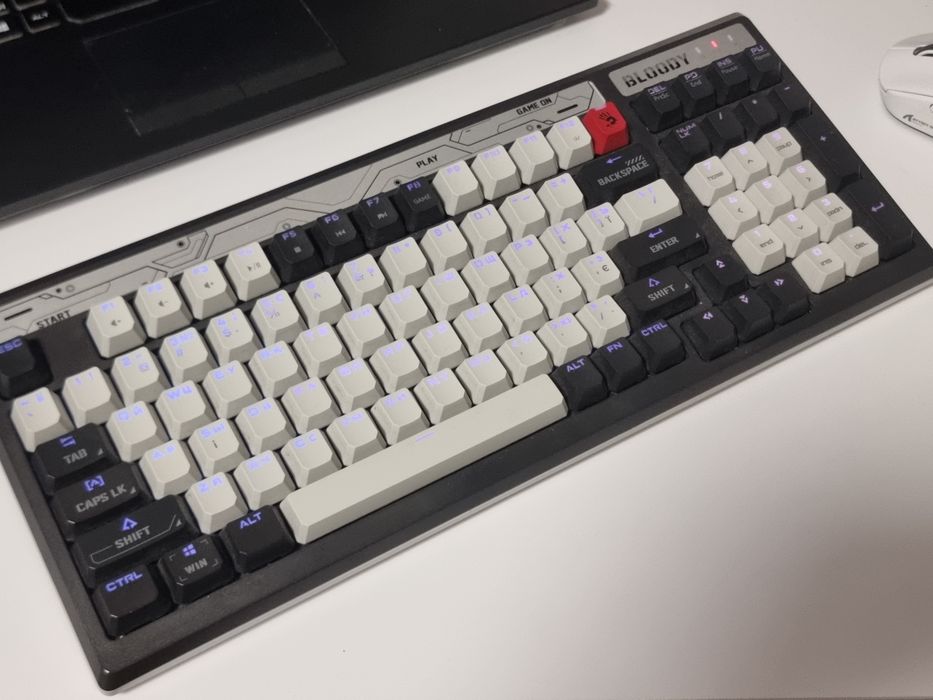 Клавіатура bloody b950