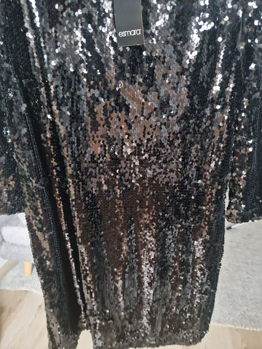 Sukienka sylwestrowa cekiny czarna