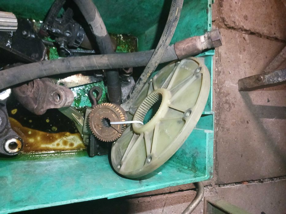 Siłownik dwustronnego działania