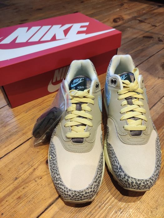 WMNS Nike Air Max 1