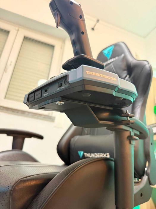 Suporte Thrustmaster Flightsimulator e Farming  para Cadeira