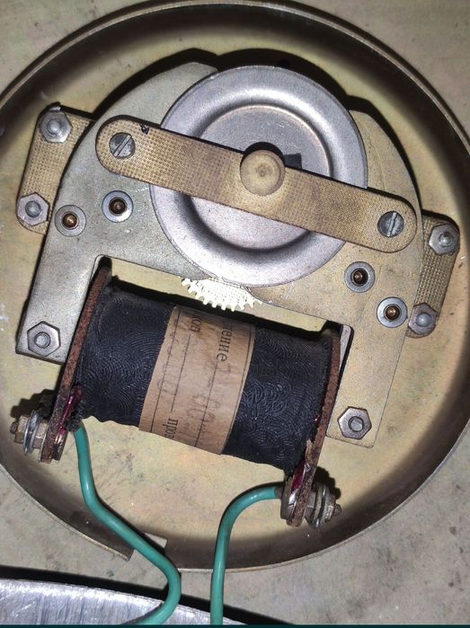 Продам часы  ЗЧЛ на стенные заводские