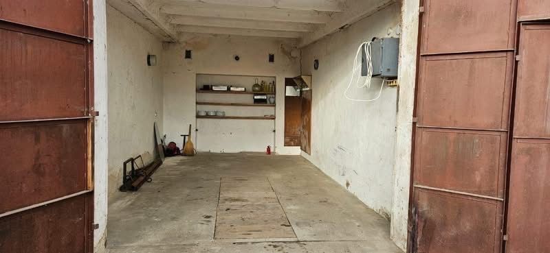 Продам мурований гараж в р-ні пр. Відродження